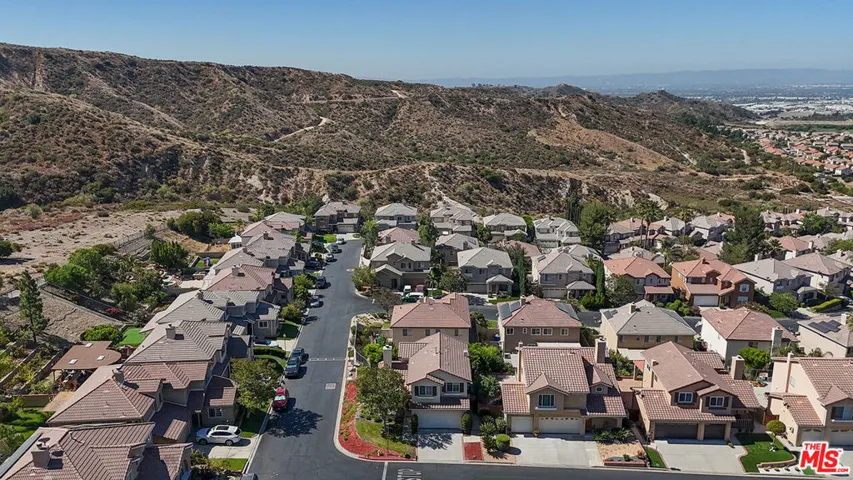12110 Via Santa Rosa, Los Angeles, California 91342