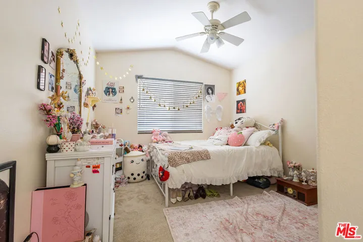 12110 Via Santa Rosa, Los Angeles, California 91342