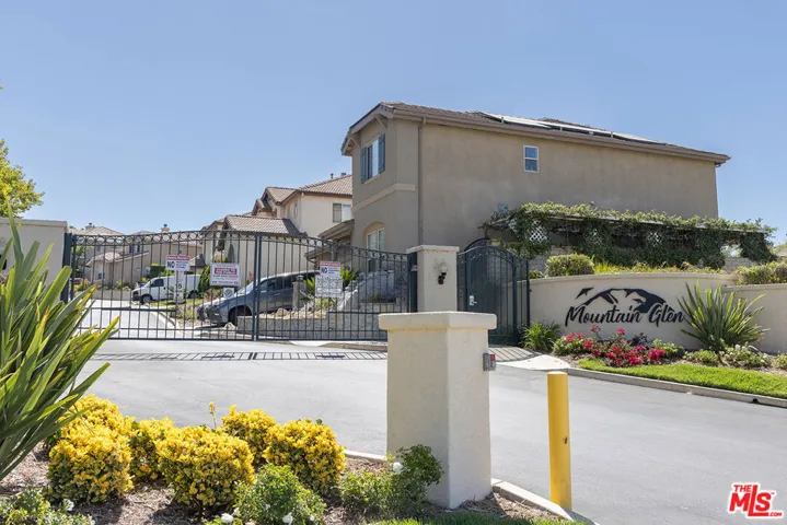 12110 Via Santa Rosa, Los Angeles, California 91342
