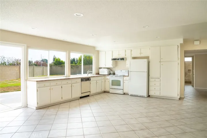 20502 Callieburn Circle, Huntington Beach, California 92646