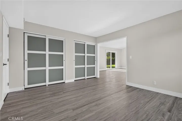 Downstairs bedroom 2 with bonus room