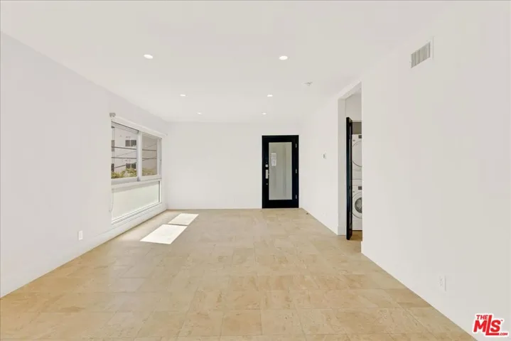210 S Hamilton Drive 04, Beverly Hills, California 90211