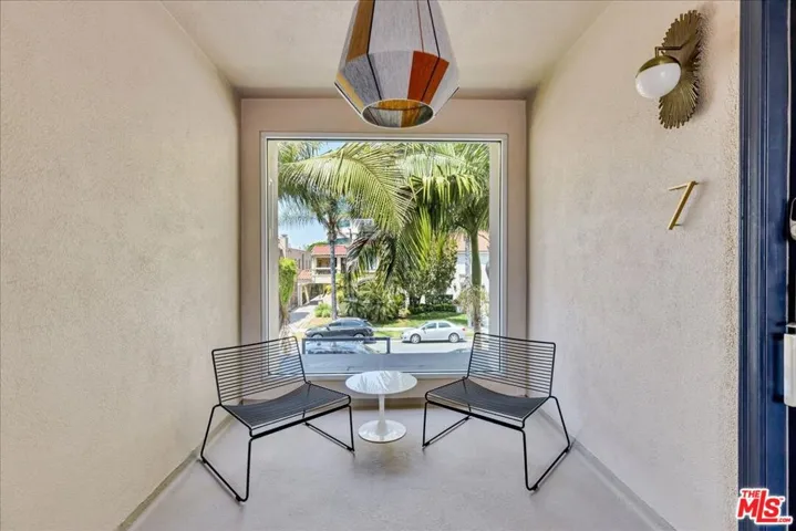 210 S Hamilton Drive 04, Beverly Hills, California 90211