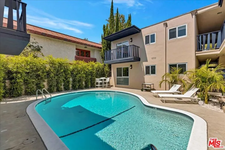 210 S Hamilton Drive 04, Beverly Hills, California 90211