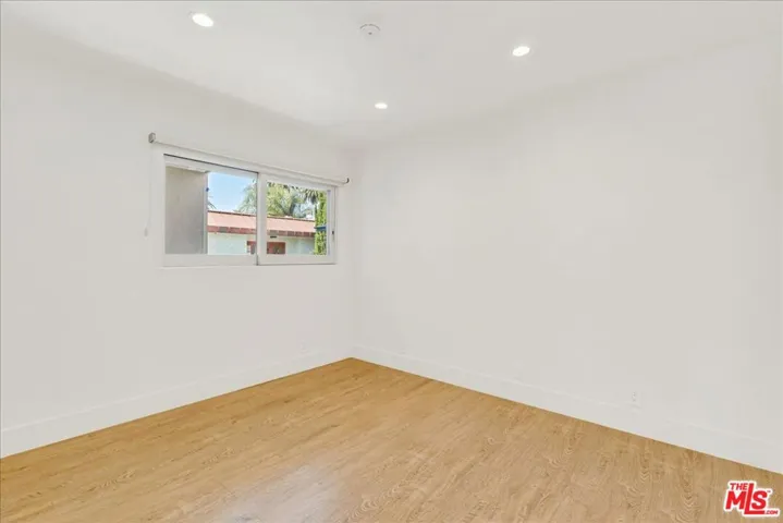 210 S Hamilton Drive 04, Beverly Hills, California 90211