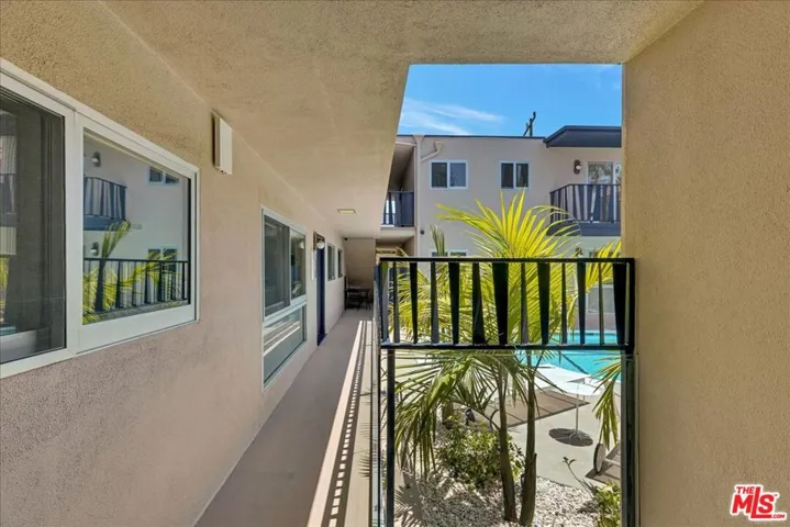210 S Hamilton Drive 04, Beverly Hills, California 90211