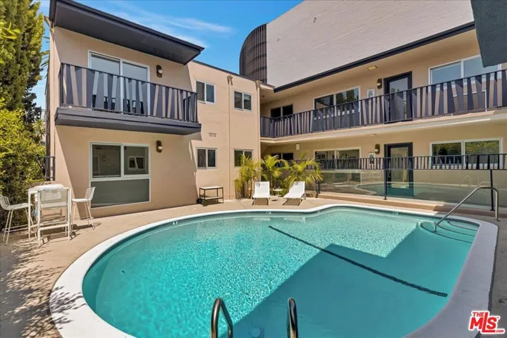 210 S Hamilton Drive 04, Beverly Hills, California 90211