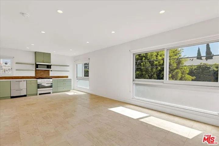 210 S Hamilton Drive 04, Beverly Hills, California 90211