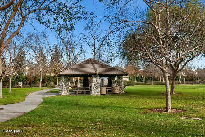 11805 Catania Ct Moorpark CA-small-054-0