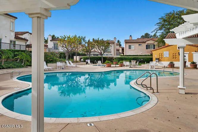 11805 Catania Ct Moorpark CA-small-050-0