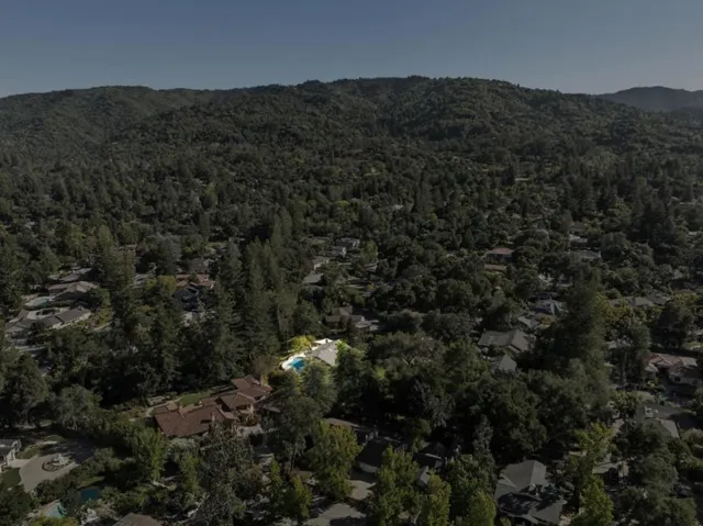 20210 La Paloma Avenue, Saratoga, California 95070