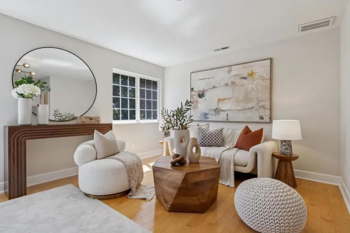20210 La Paloma Avenue, Saratoga, California 95070
