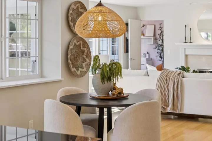 20210 La Paloma Avenue, Saratoga, California 95070