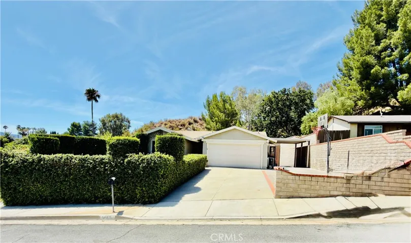 23228 Redbud Ridge, Valencia, California 91354