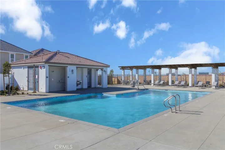 4933 Bracken Way, Fontana, California 92336