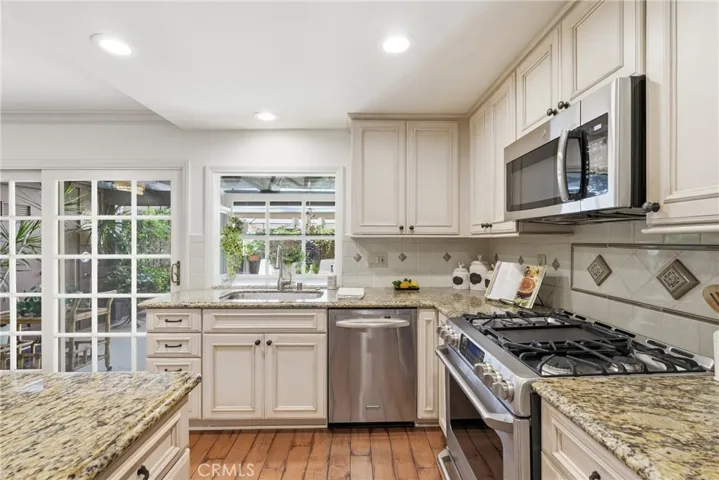 2181 Mount Shasta, San Pedro, California 90732