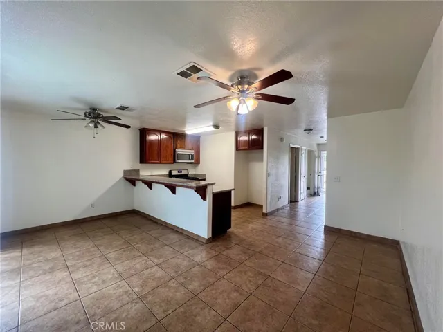 460 Oswell St, Bakersfield, California 93307