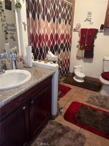 460 Oswell St, Bakersfield, California 93307