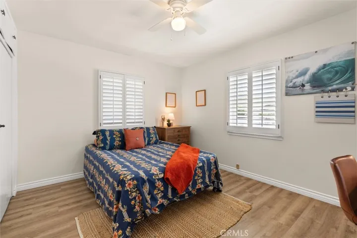 FRONT BEDROOM