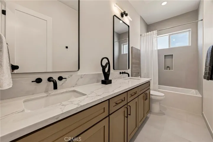 503 Nottingham Park, Paradise, California 95969