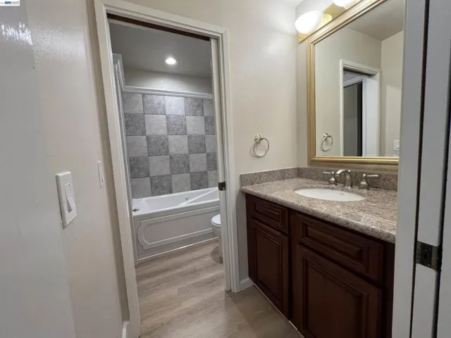 4176 San Pablo Dam Rd B, El Sobrante, California 94803