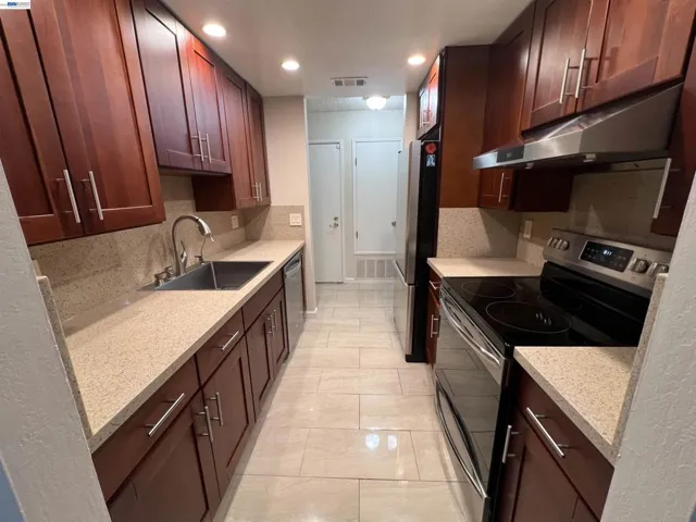 4176 San Pablo Dam Rd B, El Sobrante, California 94803