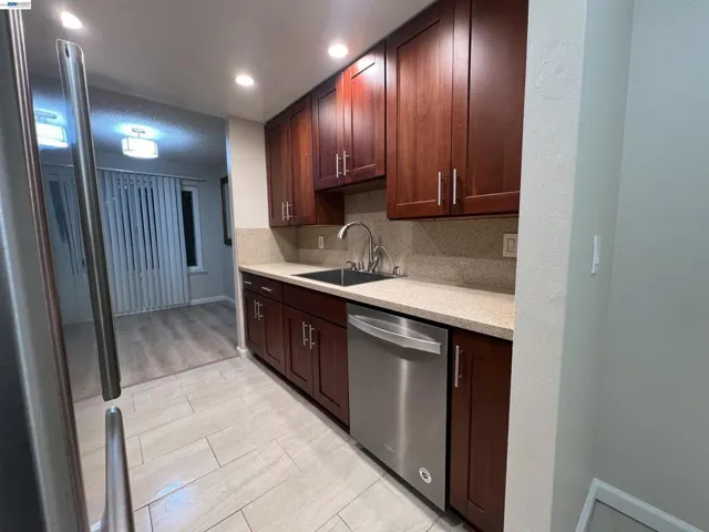 4176 San Pablo Dam Rd B, El Sobrante, California 94803
