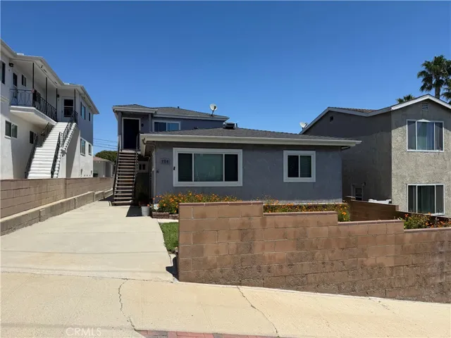 734 W 27th, Los Angeles, California 90007