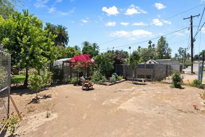 4303 Mission Inn Avenue, Riverside, California 92501