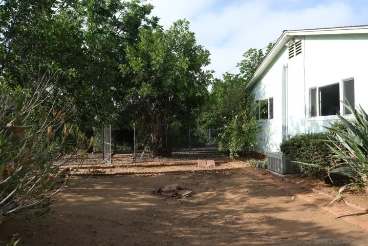 1101 Cresthill Pl, El Cajon, California 92021