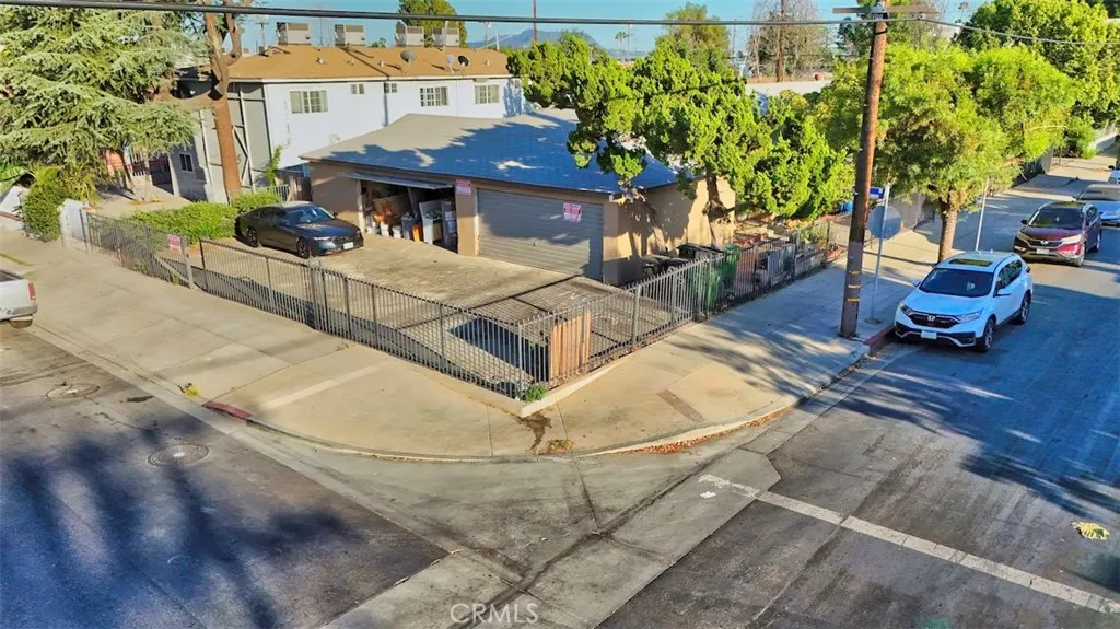 6944 Radford, North Hollywood, California 91605 — photo 5