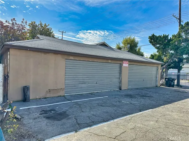 6944 Radford, North Hollywood, California 91605