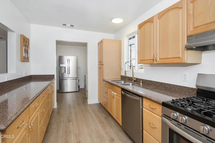 11_Kitchen