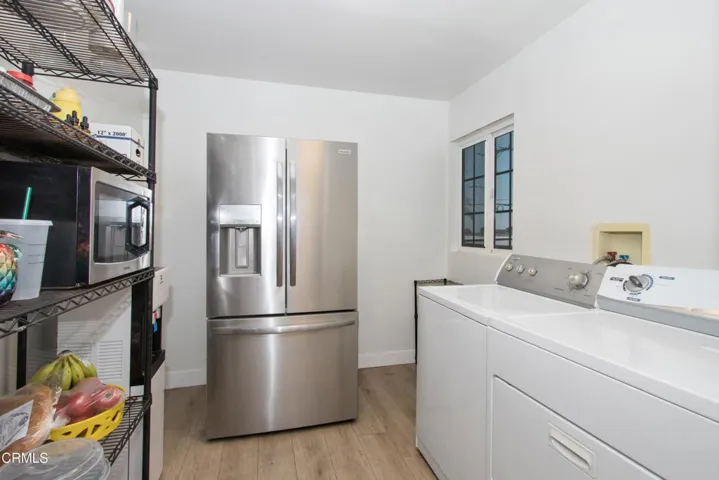 13_Kitchen_Laundry