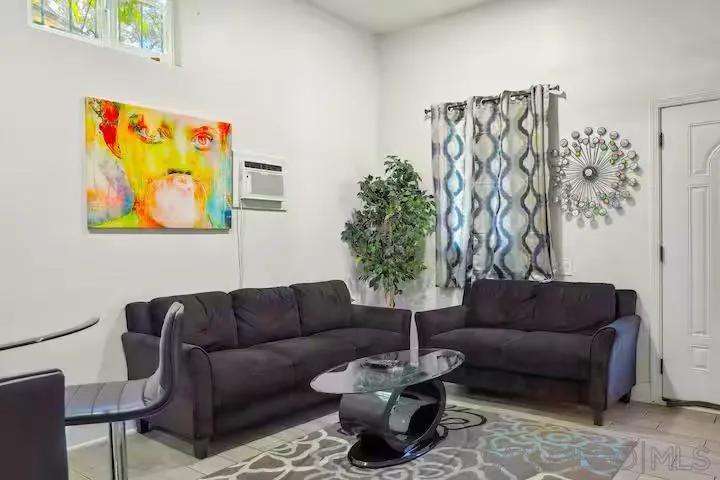1747 1749 Fern, San Diego, California 92102 — photo 5
