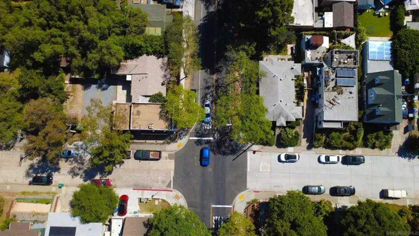 1747 1749 Fern, San Diego, California 92102