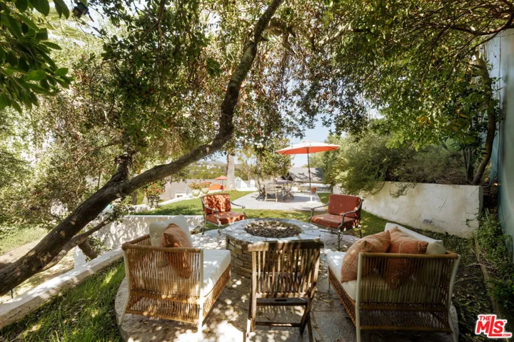 3001 Passmore Drive, Los Angeles, California 90068