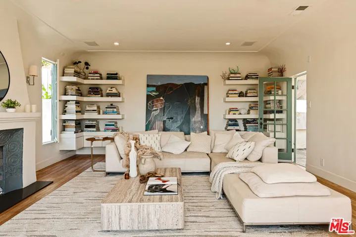 3001 Passmore Drive, Los Angeles, California 90068