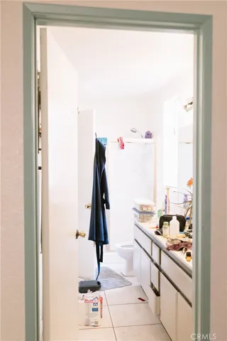 16196 Tokay, Victorville, California 92395