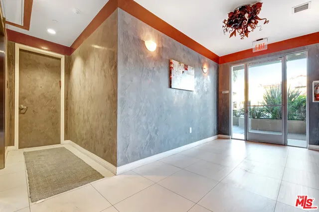 819 S Holt Avenue Ph, Los Angeles, California 90035