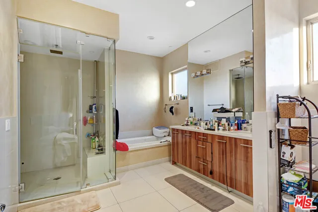 819 S Holt Avenue Ph, Los Angeles, California 90035