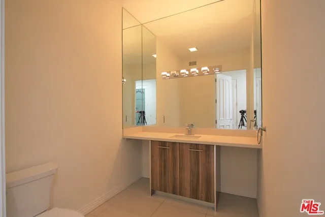 819 S Holt Avenue Ph, Los Angeles, California 90035