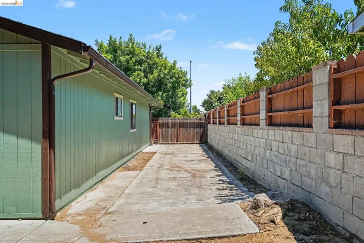 4241 Salgado Ave, Oakley, California 94561