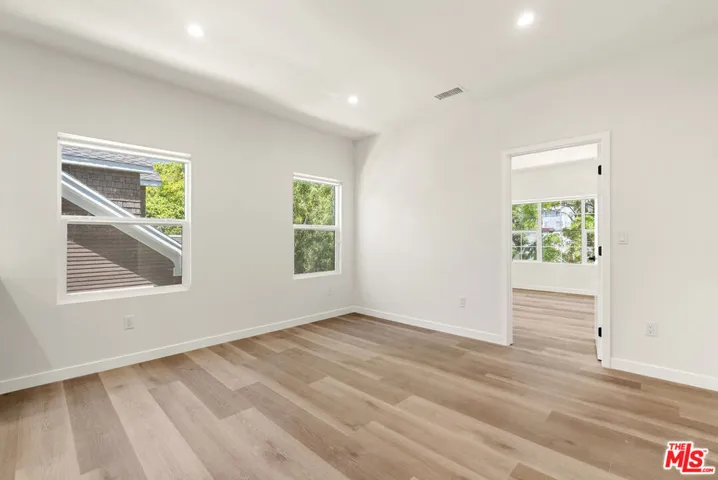 1305 Lucile Avenue 3, Los Angeles, California 90026