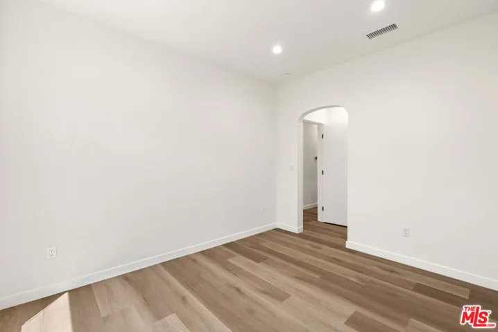 1305 Lucile Avenue 3, Los Angeles, California 90026