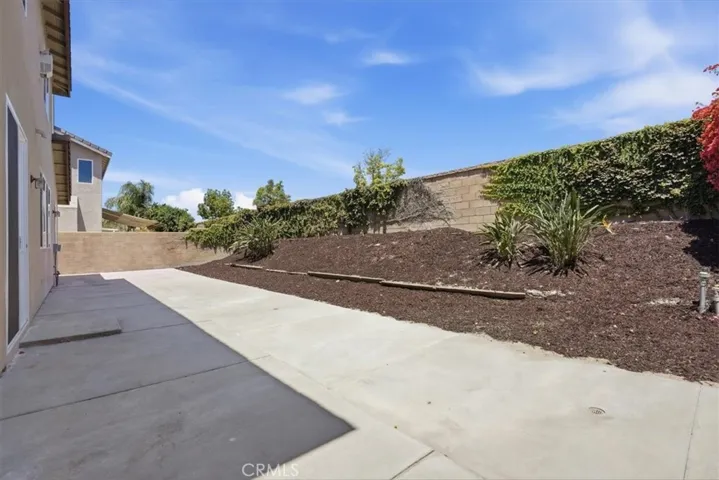 13118 Jardene Street, Corona, California 92880