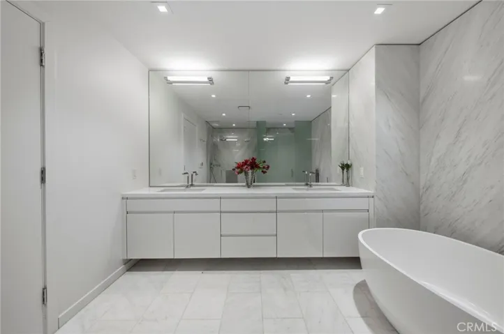 9000 W 3rd St 409, Los Angeles, California 90048