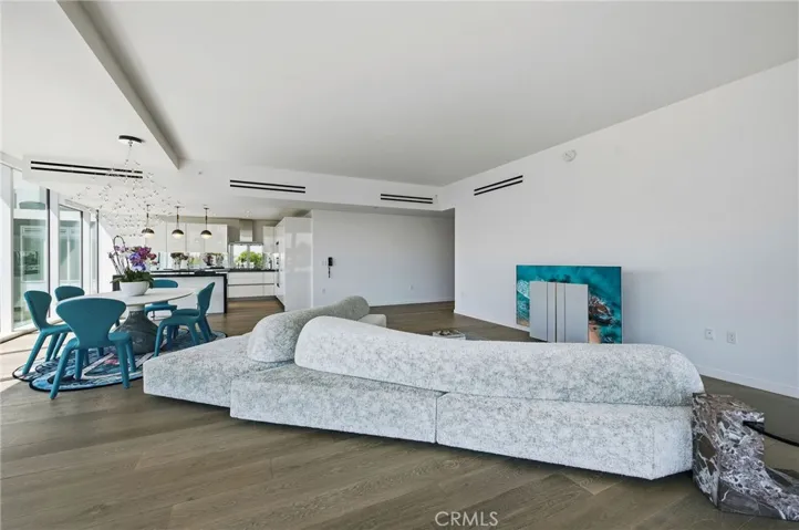 9000 W 3rd St 409, Los Angeles, California 90048