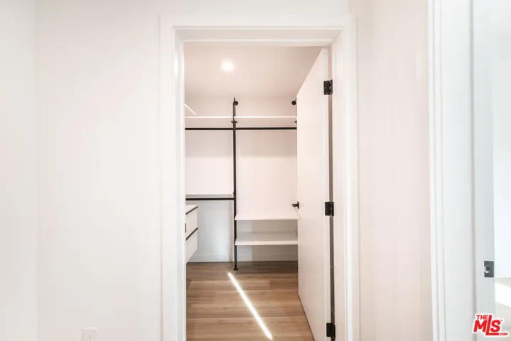 829 Larrabee Street 104, West Hollywood, California 90069