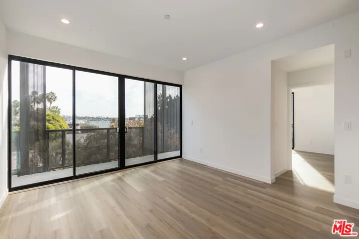 829 Larrabee Street 104, West Hollywood, California 90069